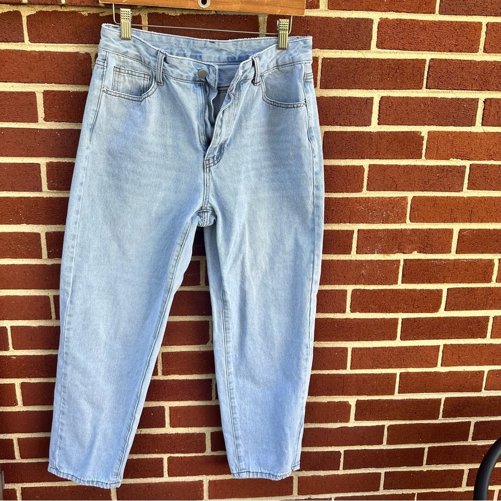 Baggy Mom Jeans